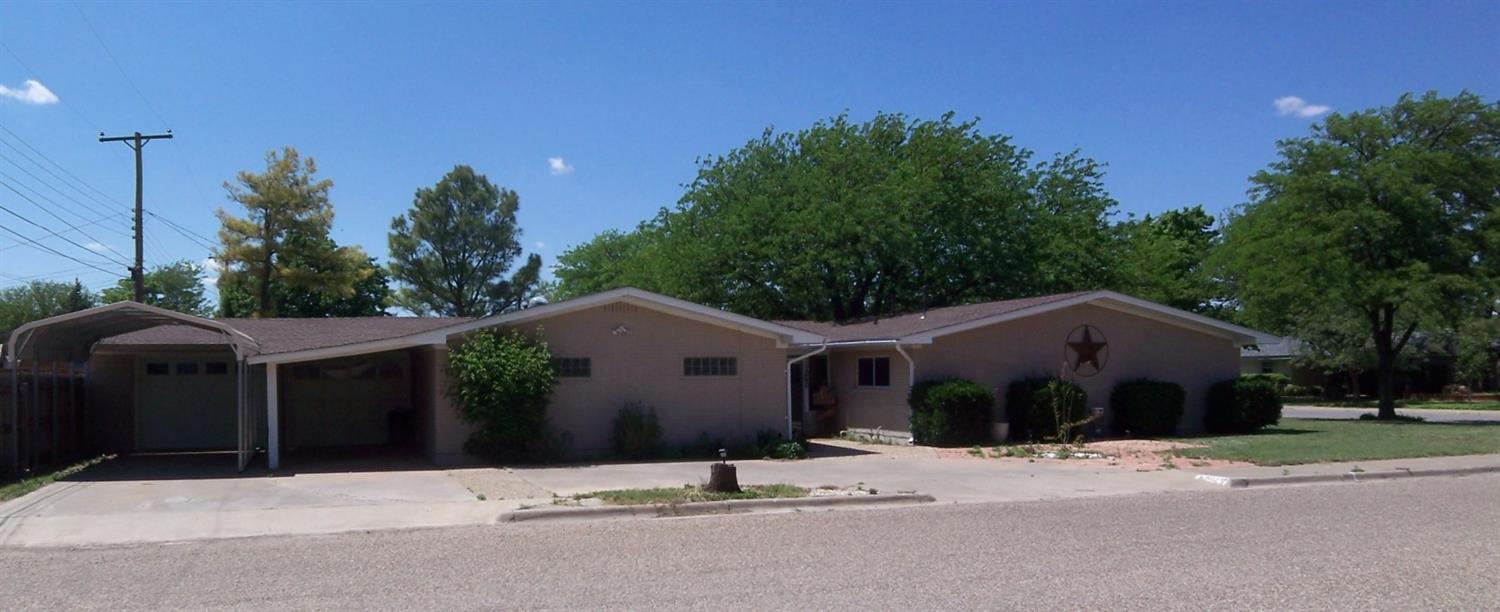 502 Birch Avenue, Levelland, TX 79336