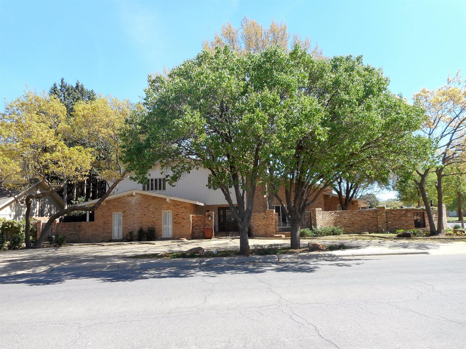 4615 13th Street, Lubbock, TX 79416