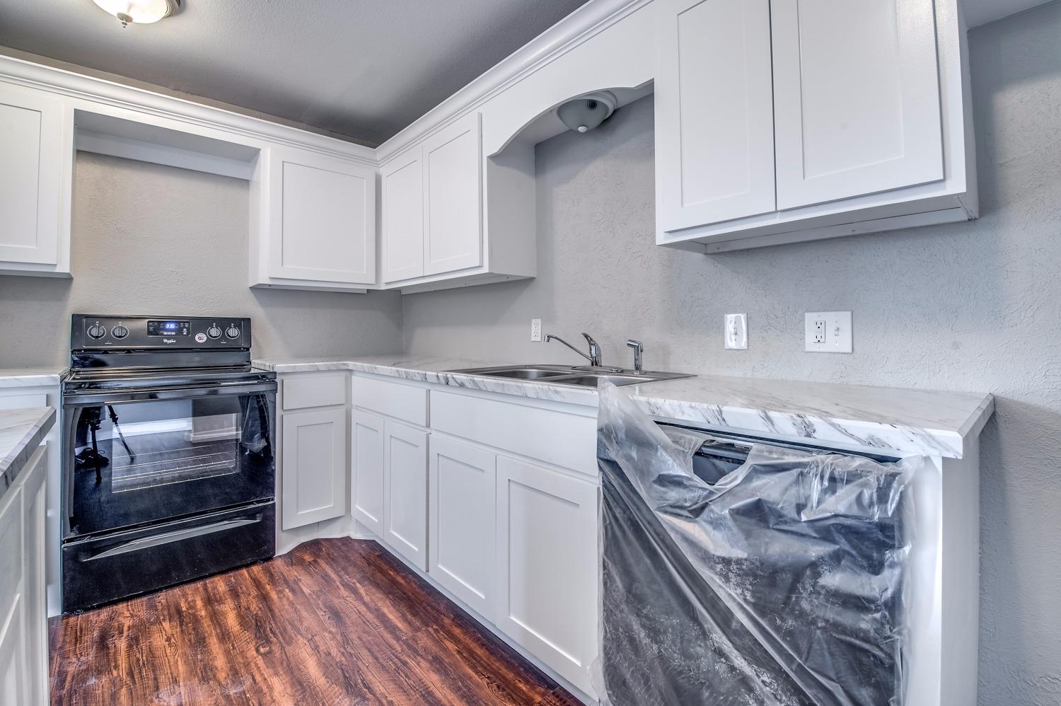 1922 74th Street, Lubbock, TX 79423