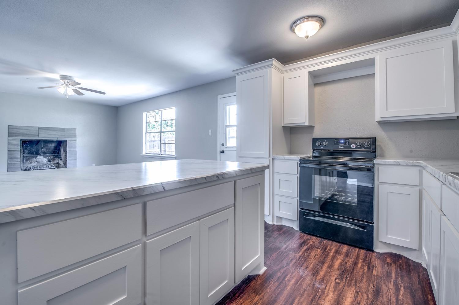 1922 74th Street, Lubbock, TX 79423