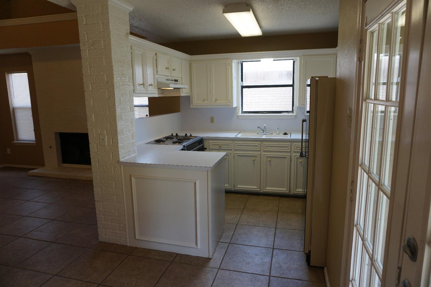 2317 92nd Street, Lubbock, TX 79423