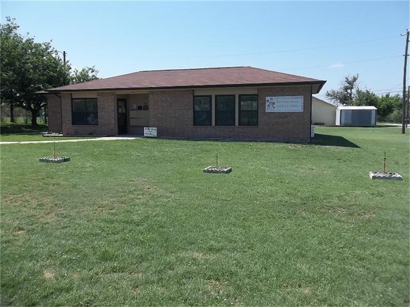 309 Walnut Hill Drive, Baird, TX 79504