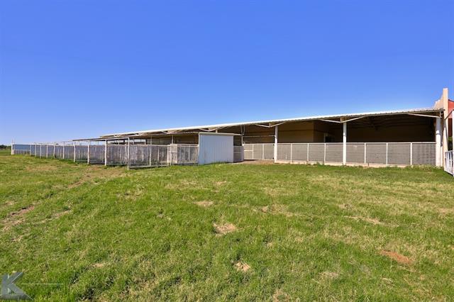 2565 County Road 134, Ovalo, TX 79541