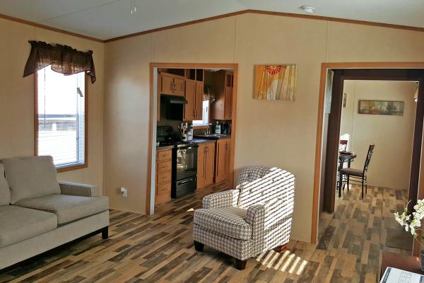 1400 W Overland Trail