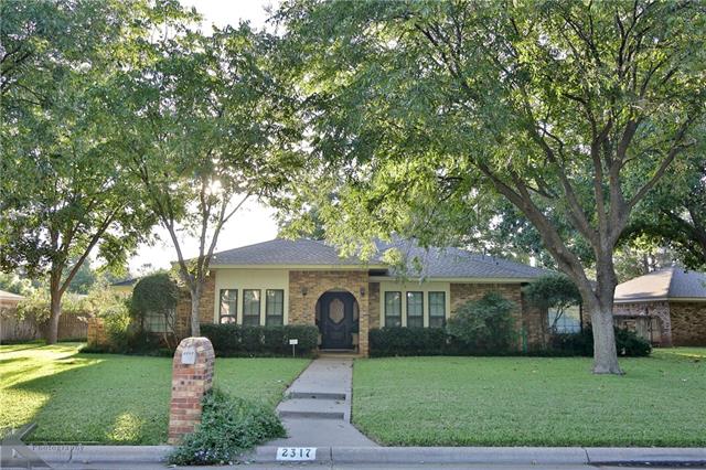2317 Crestline Dr