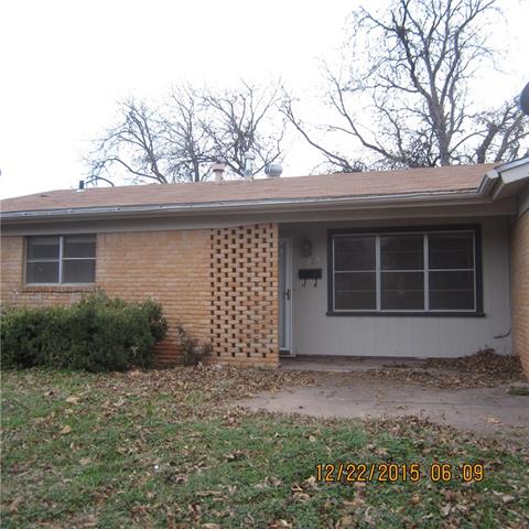 1242 S Crockett Dr