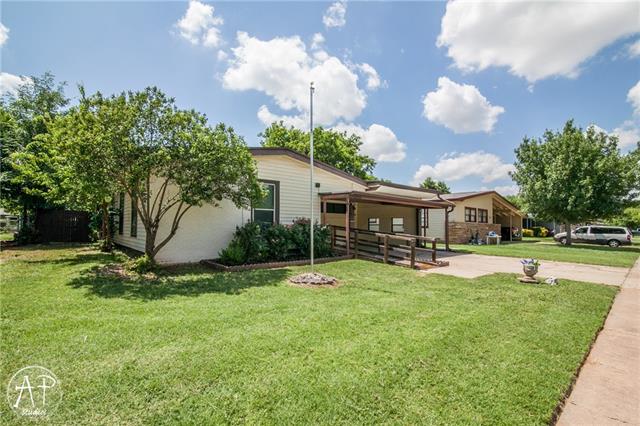 1126 S Pioneer Drive, Abilene, TX 79605