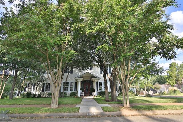 2718 Gilmer Ave