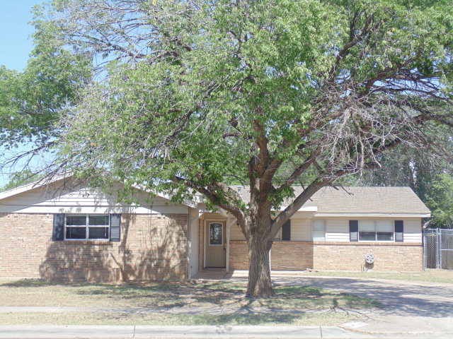 3506 Apache Dr