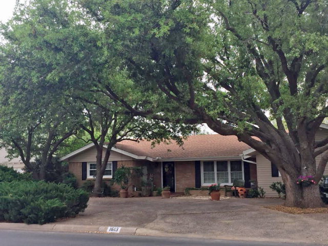 4904 Lancashire Rd