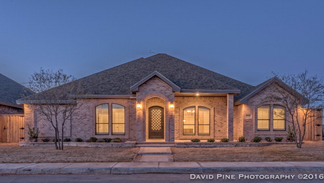6603 Mosswood