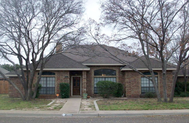 3305 Woodhaven Dr