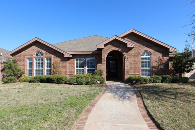 3305 Woodhaven Dr