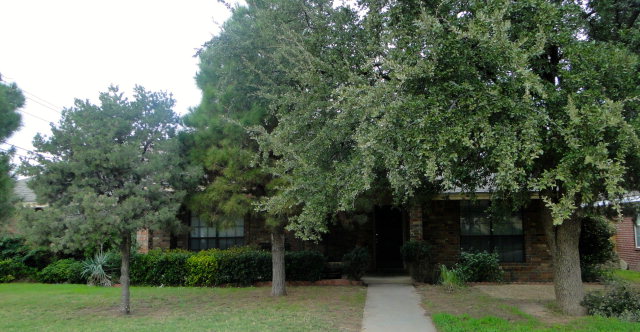 4102 Dyer Cir