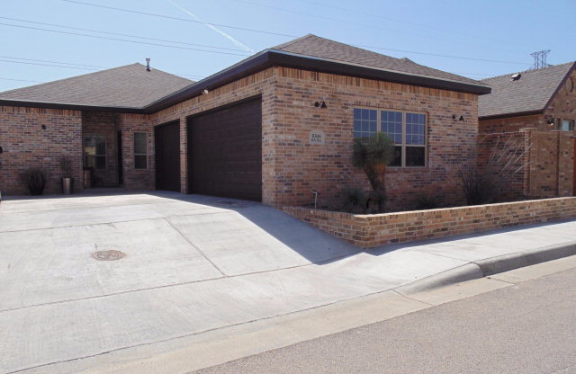 5200 Castle Pine Rd