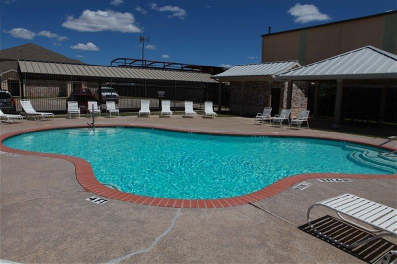 920 W University Boulevard, Odessa, TX 79764