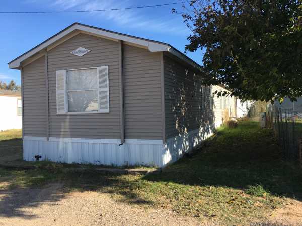 Mead Manor Manufactured Housing Community 4000 Golder Ave #27Odessa, TX 79764