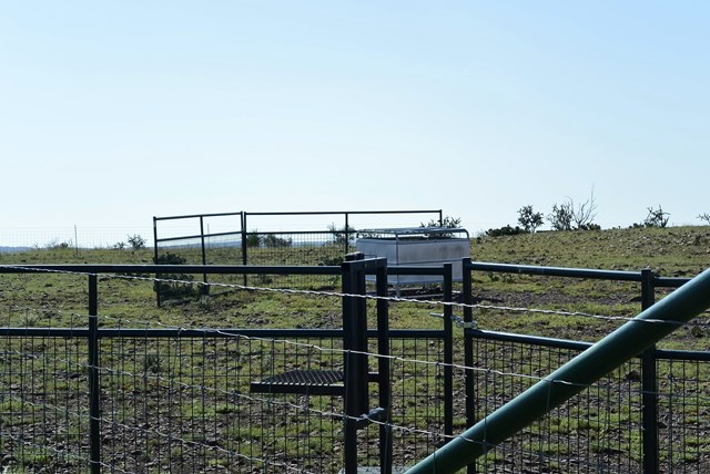 112 Circle Dr, Alpine, TX 79830