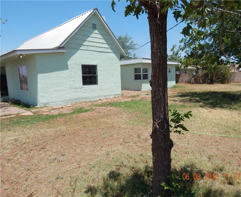 606 3rd Street, Van Horn, TX 79855