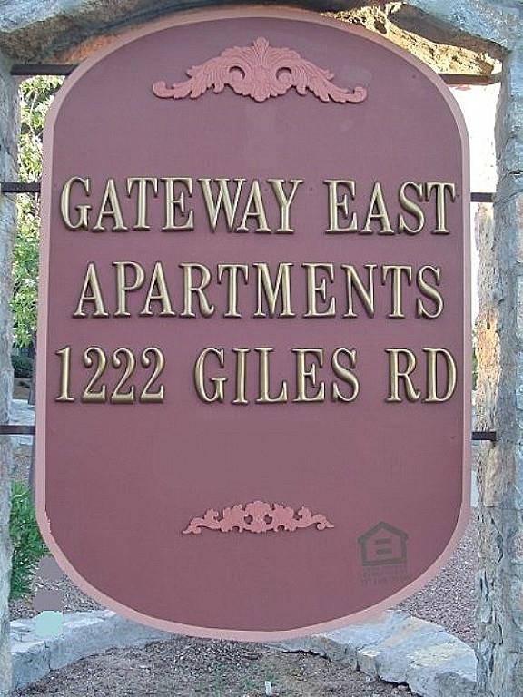 1222 Giles Road, El Paso, TX 79915