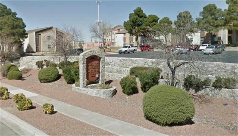 1222 Giles Road, El Paso, TX 79915