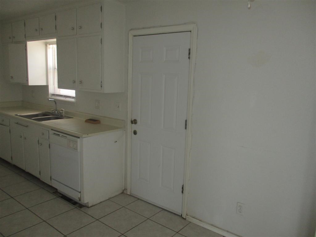 1405 Cessna Drive, El Paso, TX 79925