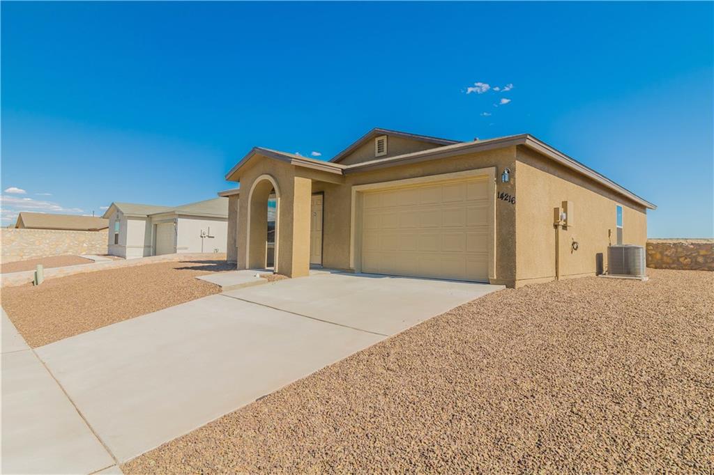 14216 DESIERTO BUENO, Horizon City, TX 79928