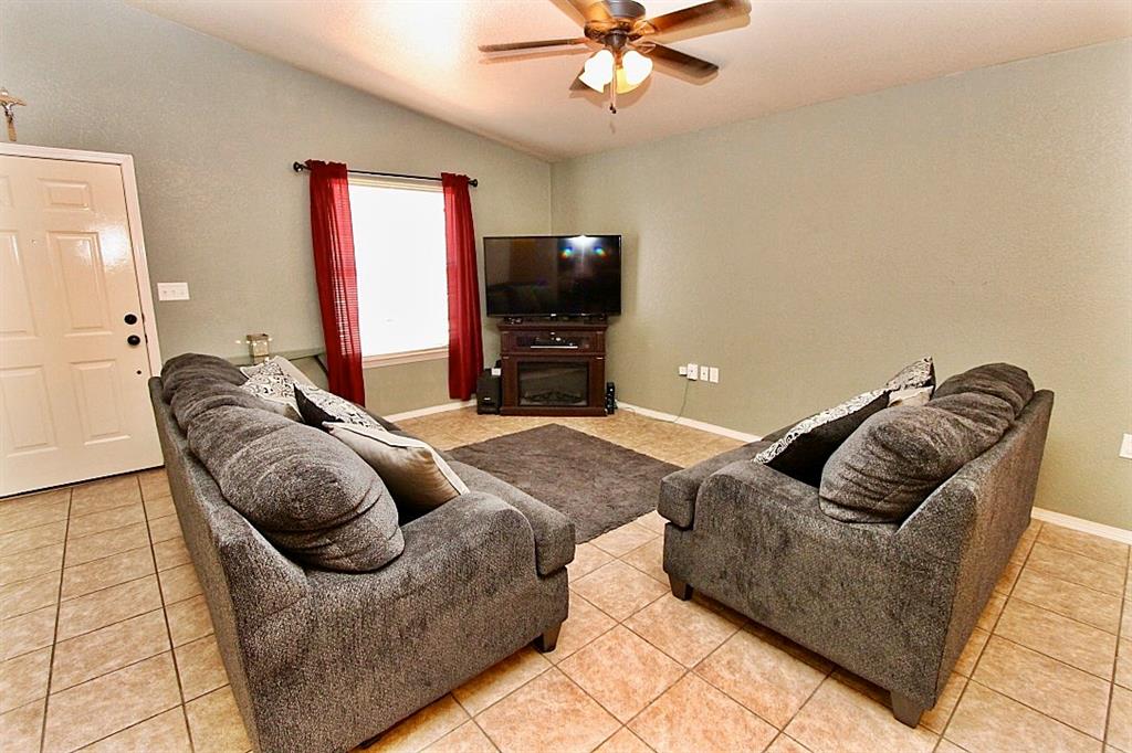 11748Jim Webb Dr, El Paso, TX 79934