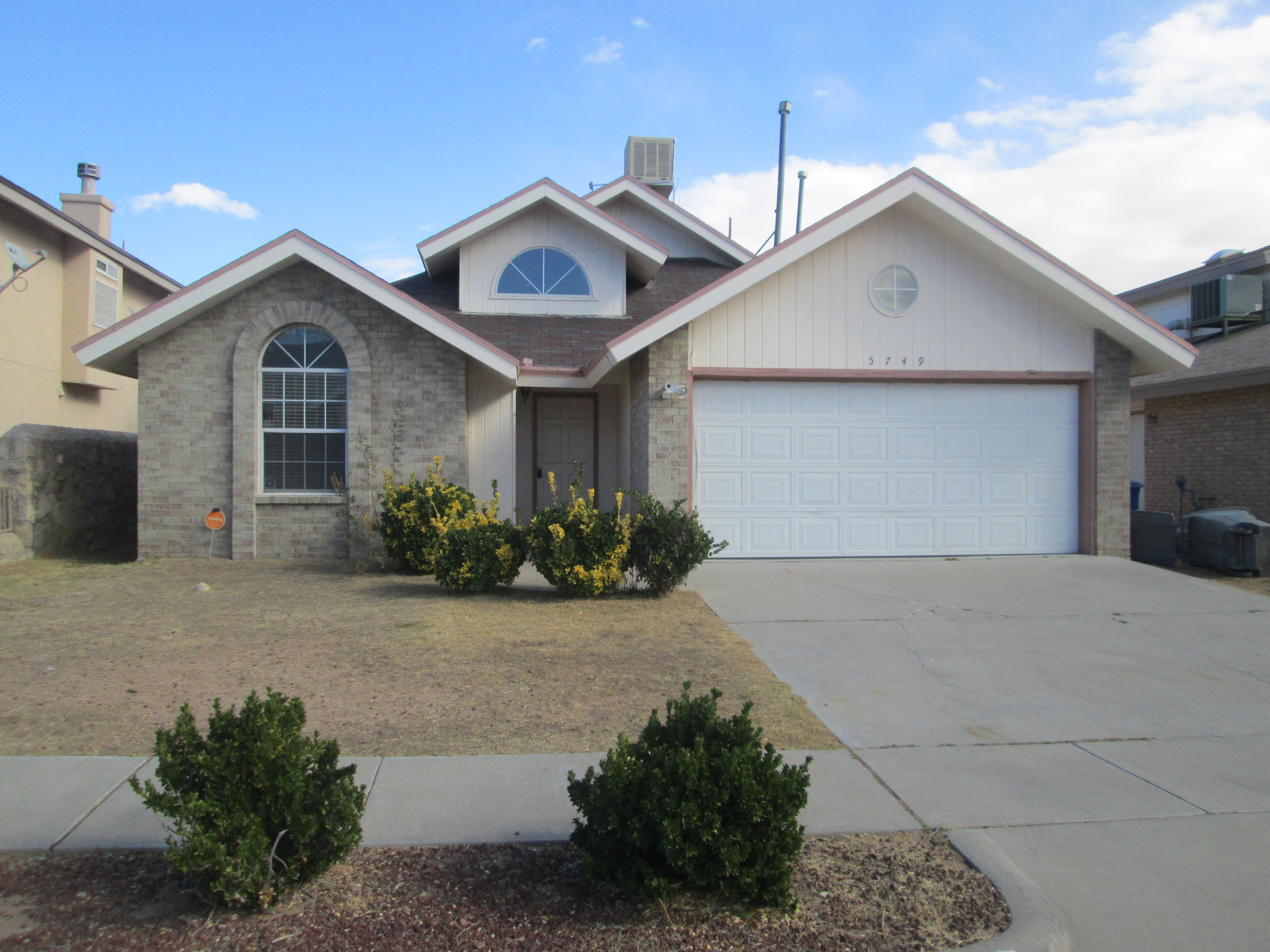 5749 Schwarzkopf, El Paso, TX 79934