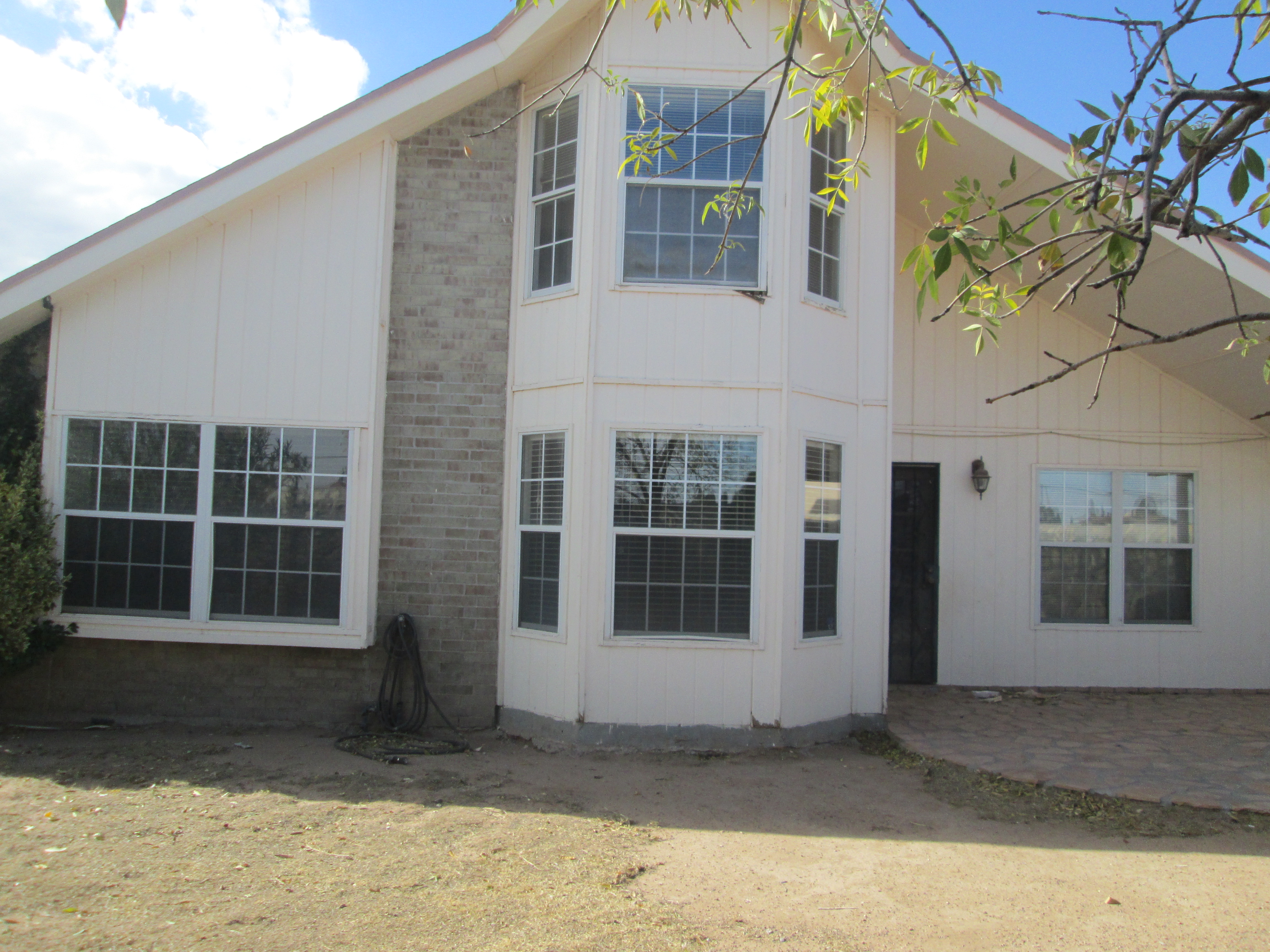 5749 Schwarzkopf, El Paso, TX 79934