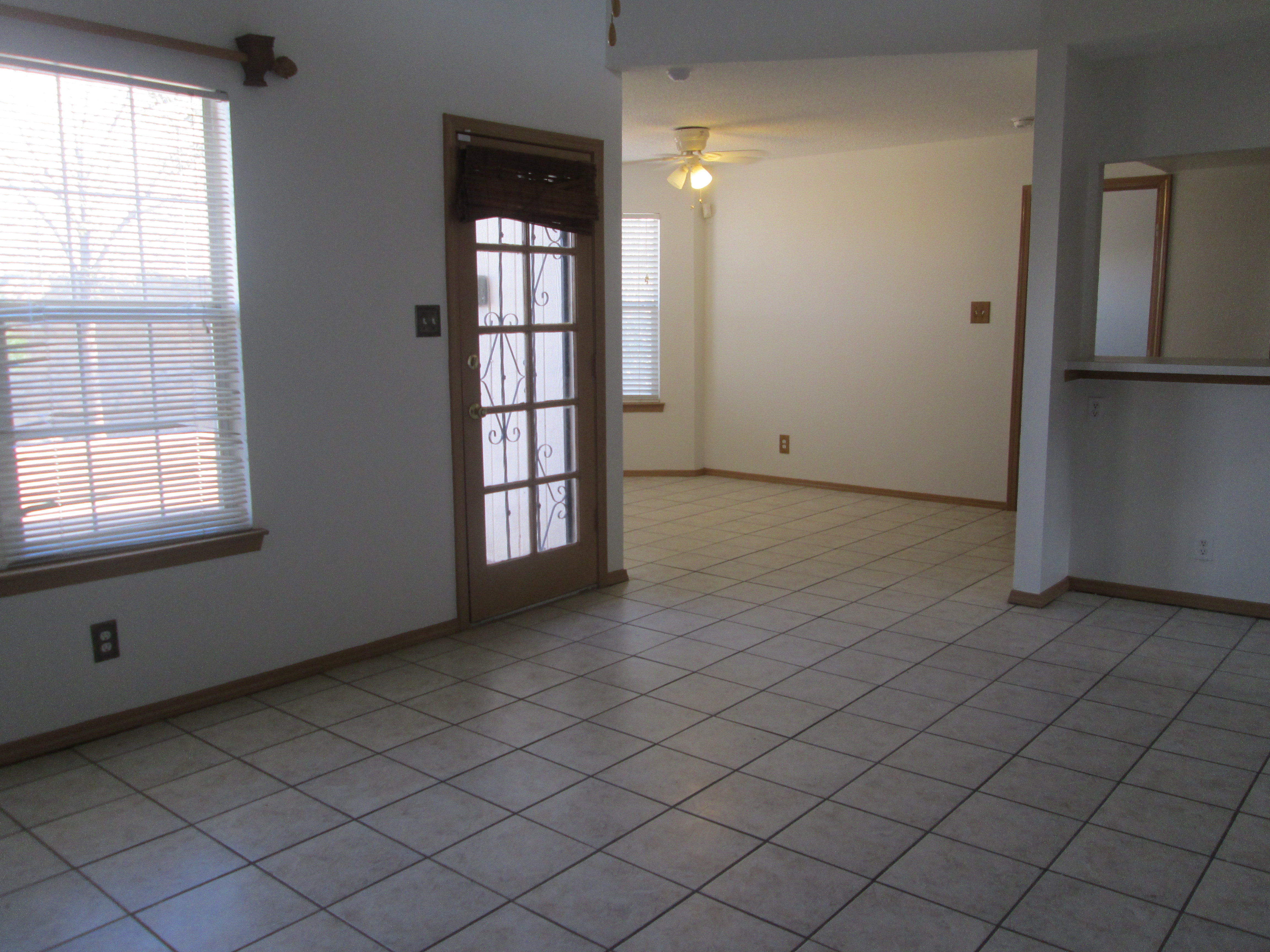 5749 Schwarzkopf, El Paso, TX 79934