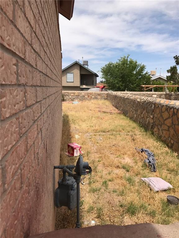 11985 Castle Keep Circle, El Paso, TX 79936