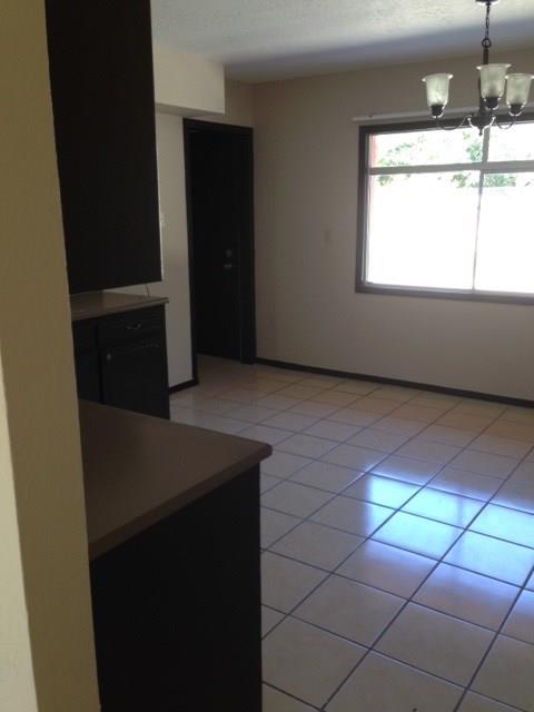 3432 Hollyglen Street, El Paso, TX 79936