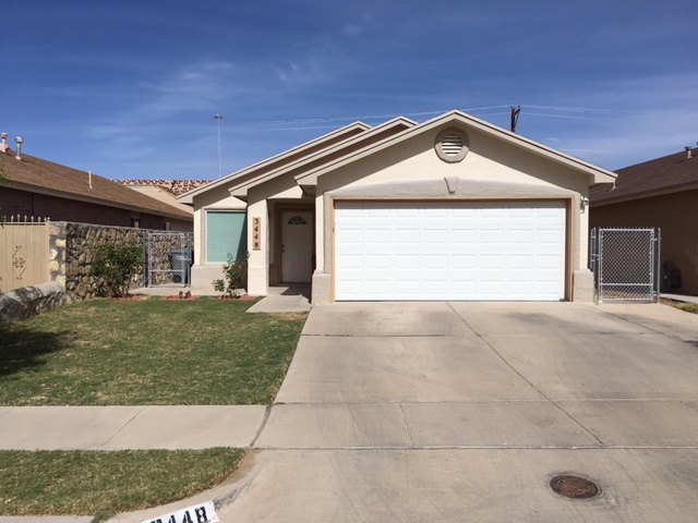 3448 Mike Godwin, El Paso, TX 79936