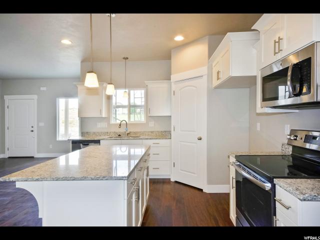 3854 E Cunninghill Dr, Eagle Mountain, UT 84005