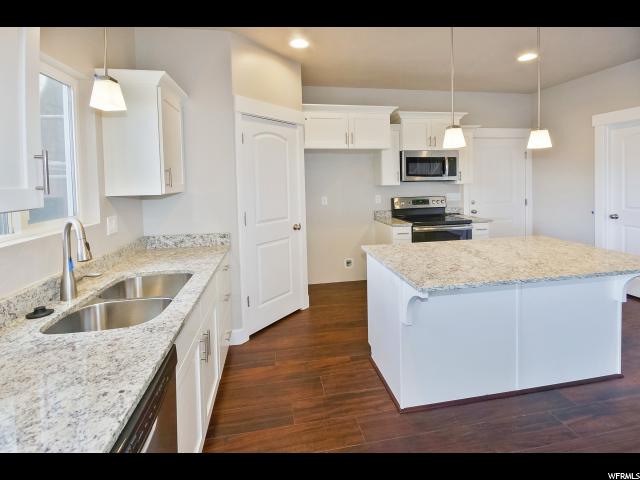 3854 E Cunninghill Dr, Eagle Mountain, UT 84005