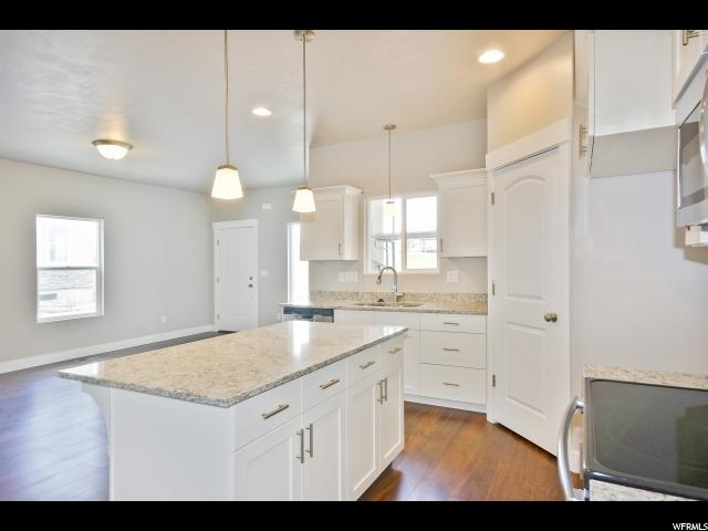 3854 E Cunninghill Dr, Eagle Mountain, UT 84005