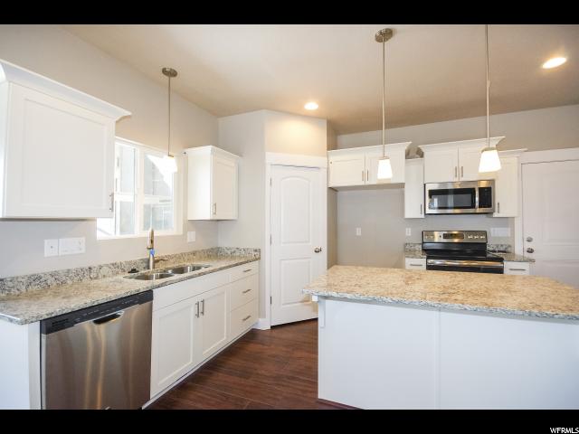 3854 E Cunninghill Dr, Eagle Mountain, UT 84005