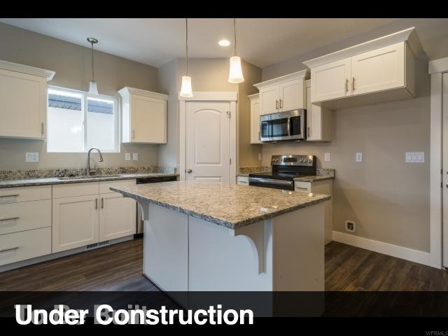 3856 E CunninghillDr, Eagle Mountain, UT 84005