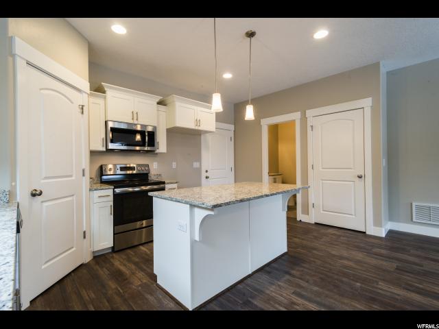3856 E CunninghillDr, Eagle Mountain, UT 84005