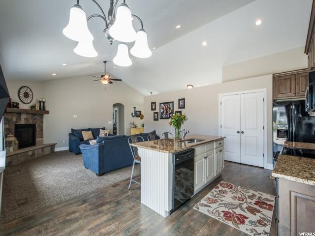 8588 N Peppergrass Dr E, Eagle Mountain, UT 84005