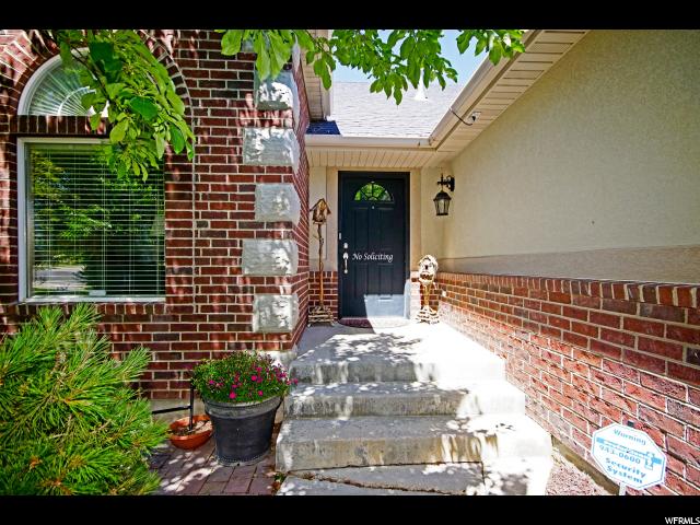11507 S SUMMER STONE Dr, South Jordan, UT 84009