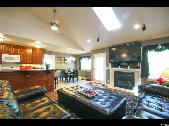 11507 S SUMMER STONE Dr, South Jordan, UT 84009