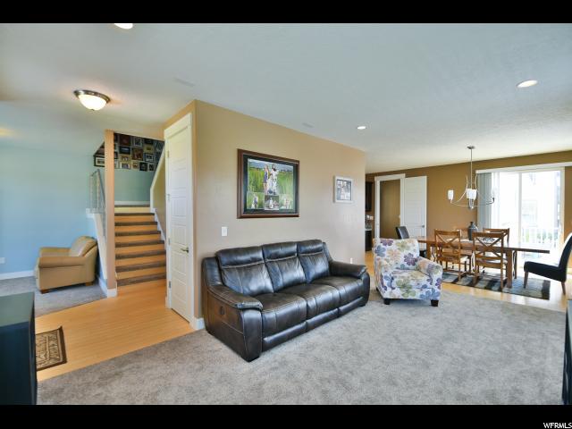 10617 S TOPVIEW Rd, South Jordan, UT 84009