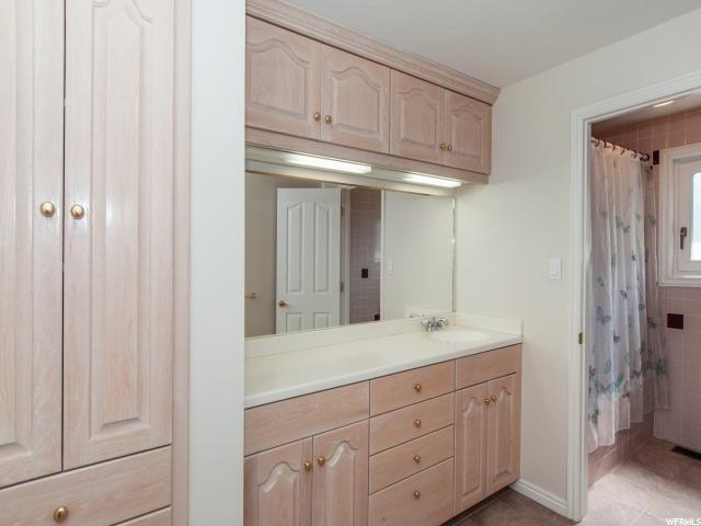 2215 S CAROLYN E, Bountiful, UT 84010
