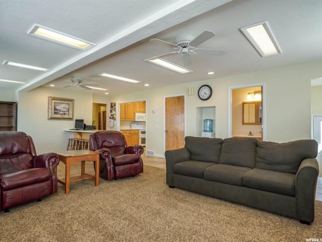 76 S TARTARIAN CIR, Bountiful, UT 84010