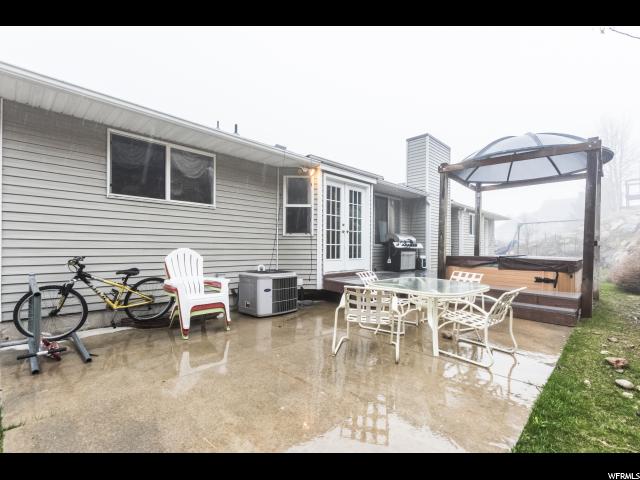997 E Canyon Creek Dr, Bountiful, UT 84010