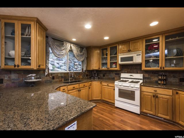 997 E Canyon Creek Dr, Bountiful, UT 84010