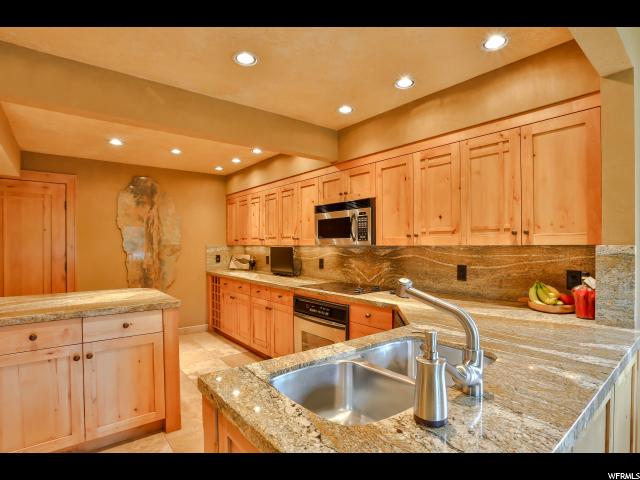 1845 S HIGH POINTE DRIVE DR E, Bountiful, UT 84010