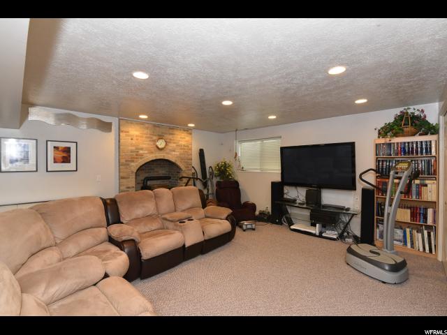 309 E 1825 N, Centerville, UT 84014